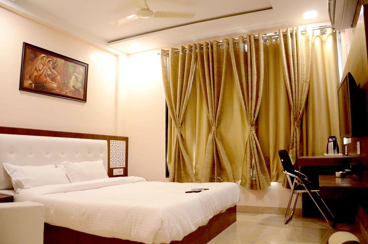 Hotel Shikhar Darshan Ujjain Ngoại thất bức ảnh